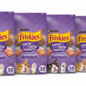 רביעיית פריסקיז Friskies Surfin' & Turfin' Favorites מעדני החתול מזון יבש לחתולים – סה"כ 5.6 ק"ג